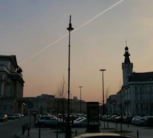 Ausblick zum Theaterplatz links Theater / Oper