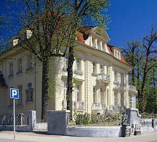 Restauracja Villa Uphagena z zewnątrz