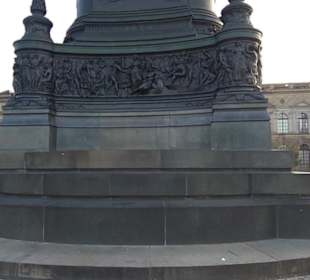 Altstadt König-Johann-Denkmal