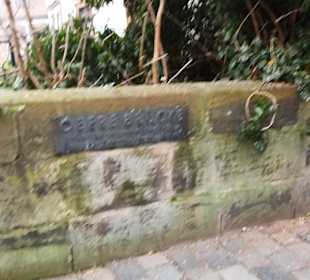 Tafel an der Oberen Brücke