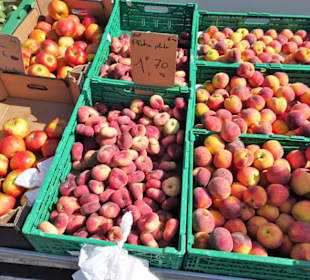 Impressionen vom Wochenmarkt Saint-Cyprien-Plage