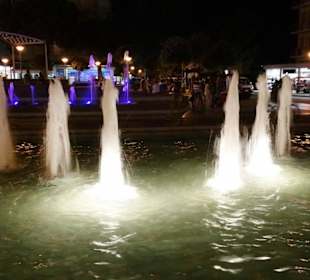 Piazza Fontana im August