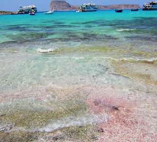Wunderschöner rosa Strand auf Balos