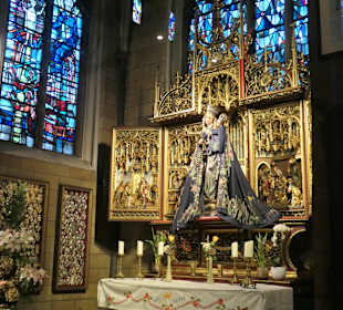 Besichtigung der Liebfrauenbasilika (Maastricht)