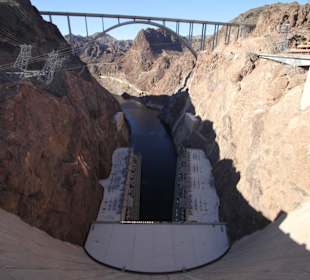 Hoover Dam mit neuem Bypass