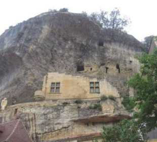 Prähistorische und neuere Höhlenwohnungen