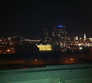 Skyline Manhattan /Rooftop bar