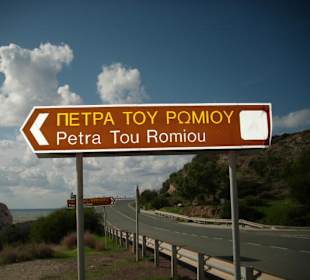 Hinweisschild an der B 6