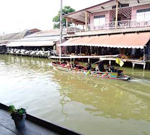 Bummeln über den Ampfawa Floating Markt
