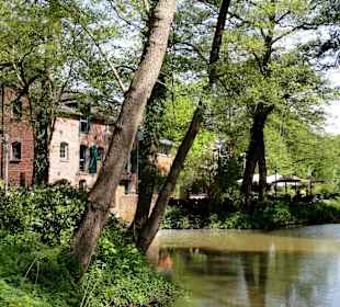 Spaziergang durch die Graftanlagen