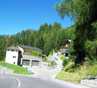 Noch immer steile Abfahrt