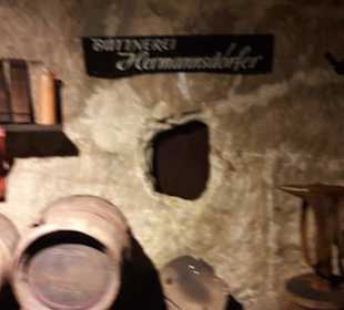 Ausstellung in den Katakomben