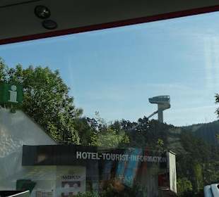 Blick auf die Skisprungschanze