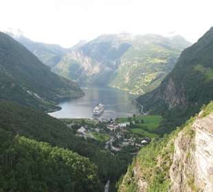Geirangerfjord mit der Costa Magica