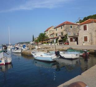 Der Hafen von Maslinica