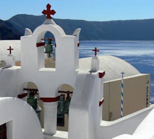 Eine der kleinen Kirchen in Oiá