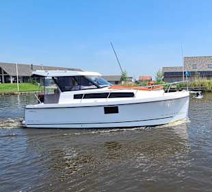 Nexus Revo 870 Electric 