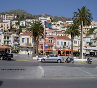 Samos, Treffpunkt mit vielen Cafes