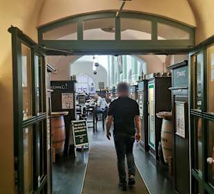 Eingang zur Gaststube