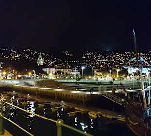 Funchal bei Nacht