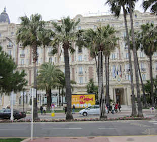 Hotel Carlton