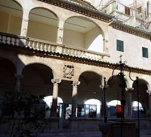 Innenhof beim Ausgang