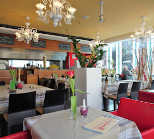 Blick in den Gastraum des Restaurants Lazzaretti