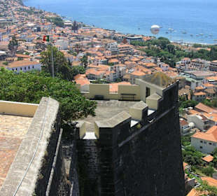 Blick auf Funchal vom Fort
