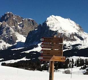 Blick in Richtung Plattkofel und Langkofel