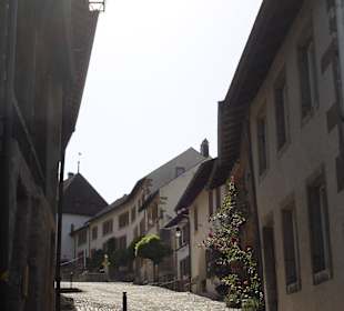 Steiler Aufstieg vom Hotel Garni Altstadt zum Schloss Erlach
