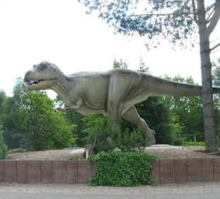 T-Rex am Eingang