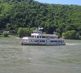 Rheinschiff der Rössler Linie
