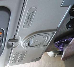 Airbus - Eingeklappte Ablage