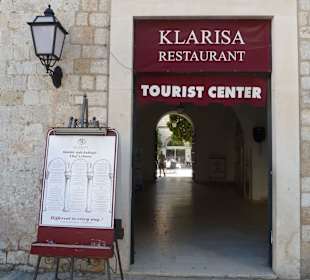 Eingang und Durchgang zum Innenhof