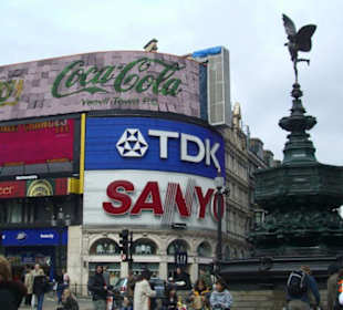 Picadilly Circus mit Eros Statue
