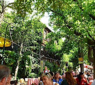 Cafe Pierre Loti