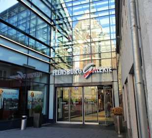 Eingang zur Flensburg Galerie am Südermarkt