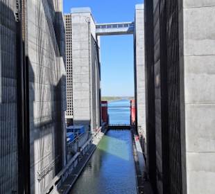 Blick in eine Kammer des Hebewerkes