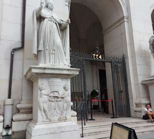 Dom zu Salzburg Eingang