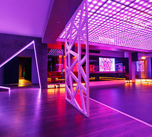 Club Virage - Unique - Latin/Salsa/Bachata