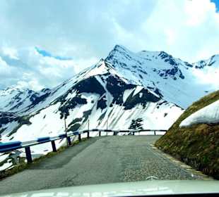 Auffahrt zur Edelweißspitze