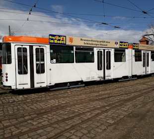 Eine alte Straßenbahn