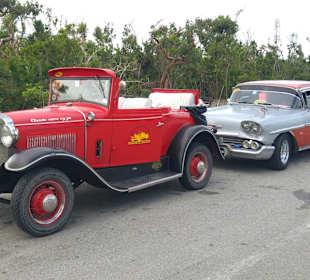 Plaza La Estrella. Taxi-Parade