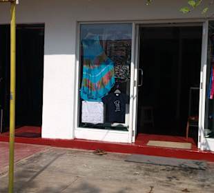 Palis Schneiderei Neu