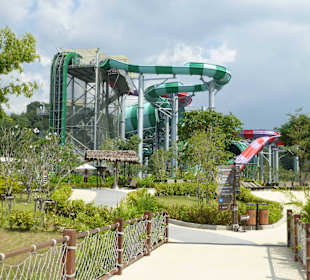 Blick auf die höchste Rutsche