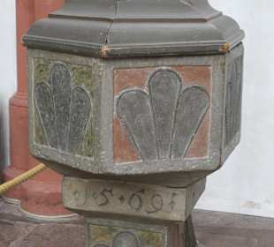 In der Deutschhauskirche in Würzburg-Zellerau