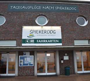  Hafen Neuharlingersiel