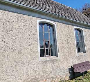 Kapelle mit verputzter Fassade