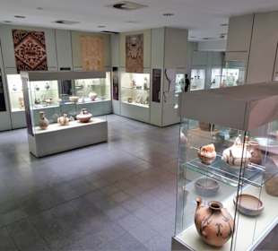 In den Räumen des Hetjens-Museums