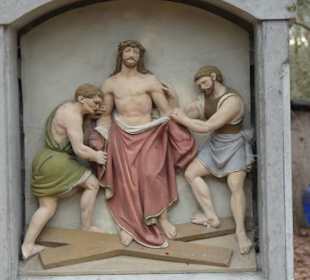 Kreuzwegstation Relief X.